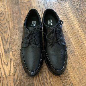 Fitflop Keely Microstud Brogues ladies size 6.5. NWT